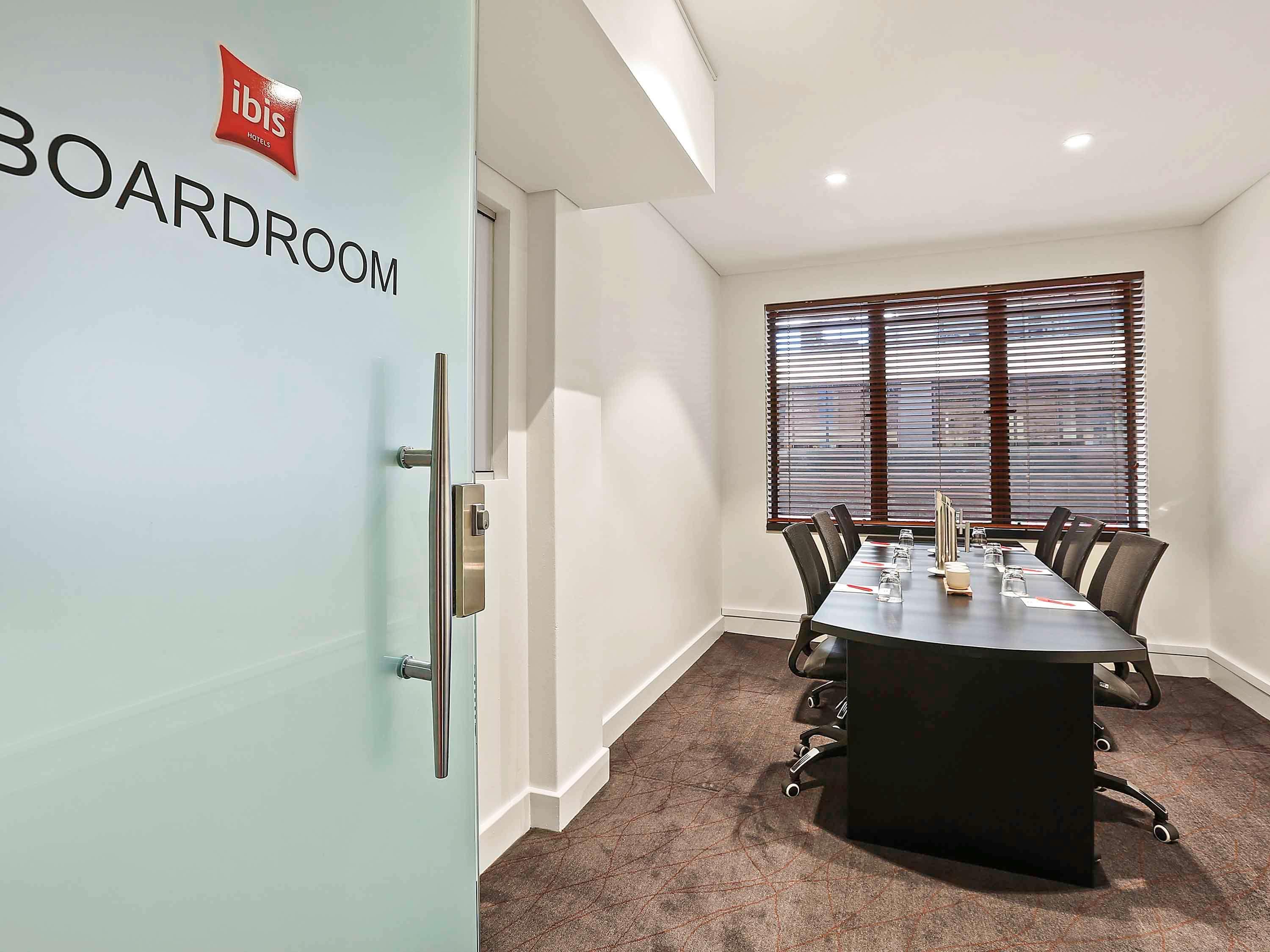 Ibis Sydney World Square Hotel Exterior foto